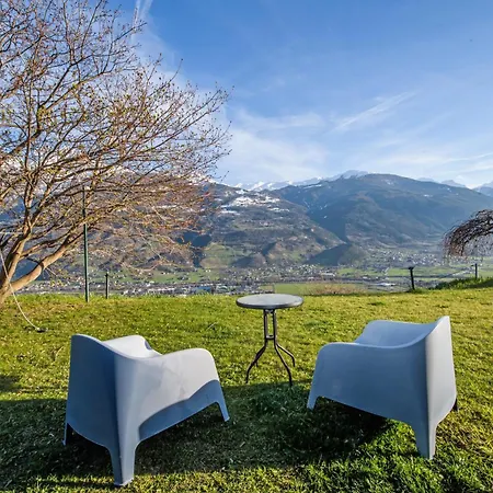 Benni's Mansion - Iconic In Valley Villa